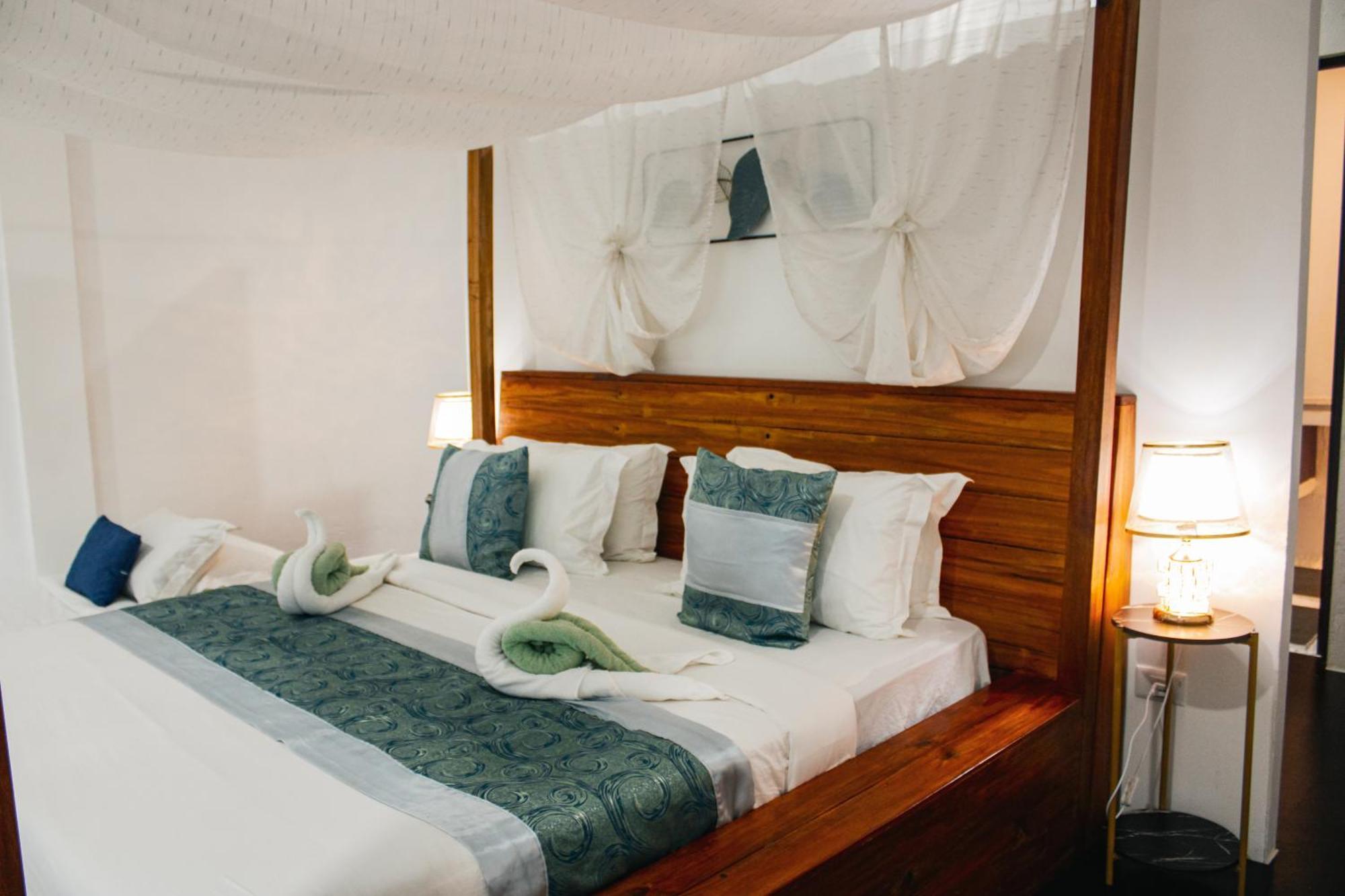 Carpe Diem Villas & Resort Puerto Princesa Zewnętrze zdjęcie